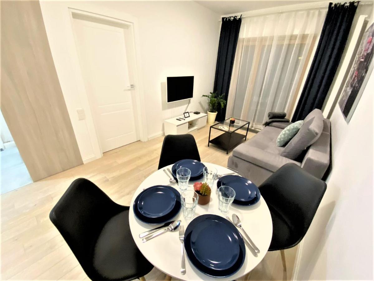 Exclusive 2Br! Apartment In Center +Netflix +Gym Warszawa Exteriör bild