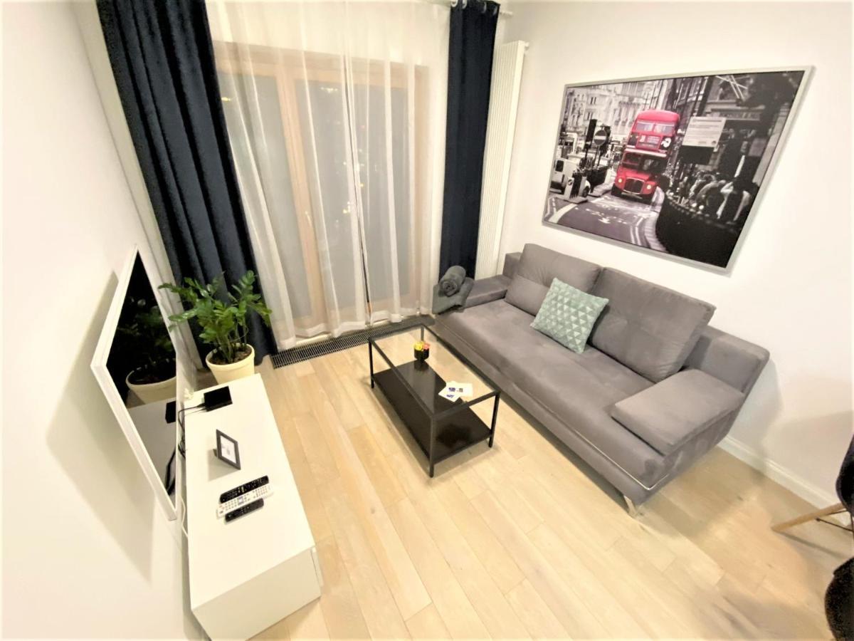 Exclusive 2Br! Apartment In Center +Netflix +Gym Warszawa Exteriör bild