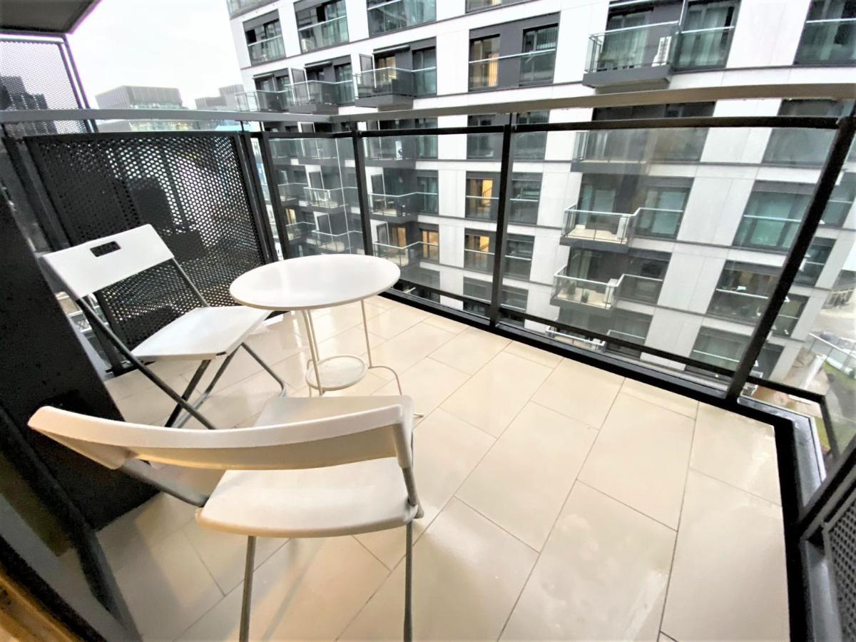 Exclusive 2Br! Apartment In Center +Netflix +Gym Warszawa Exteriör bild