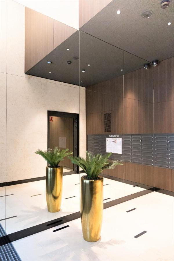 Exclusive 2Br! Apartment In Center +Netflix +Gym Warszawa Exteriör bild