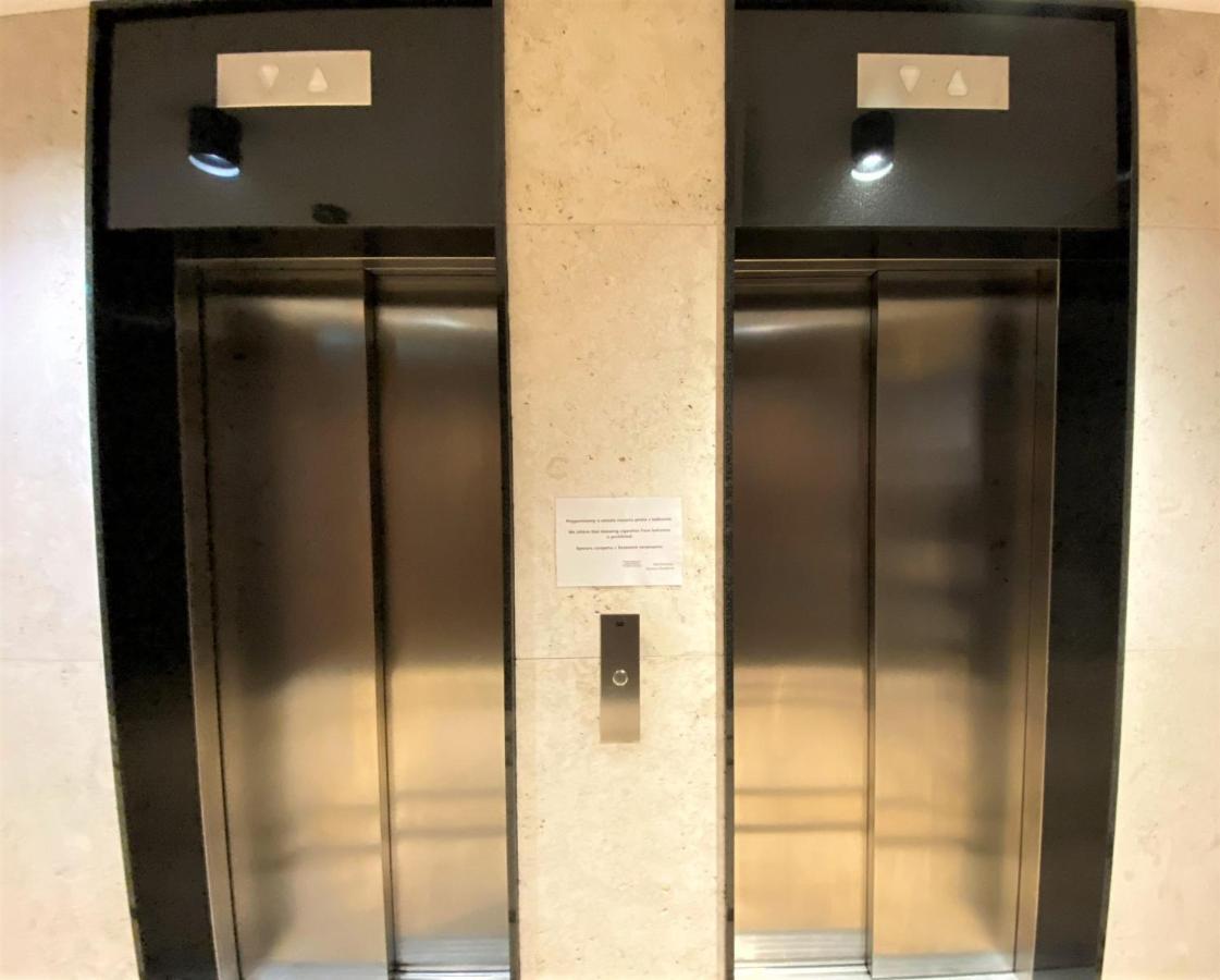 Exclusive 2Br! Apartment In Center +Netflix +Gym Warszawa Exteriör bild