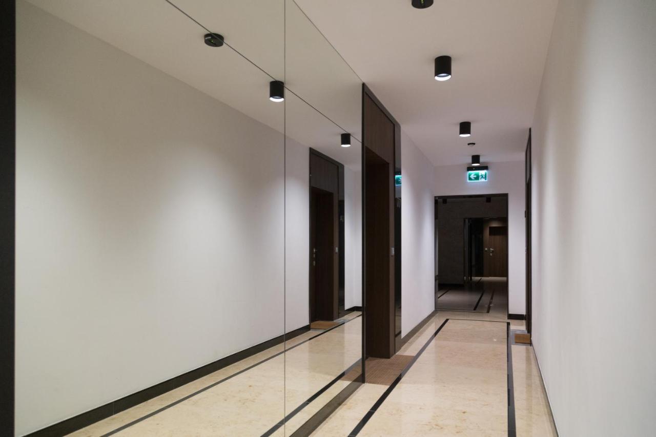 Exclusive 2Br! Apartment In Center +Netflix +Gym Warszawa Exteriör bild